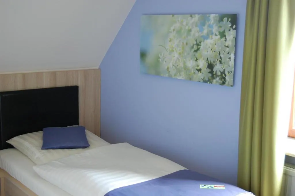 Windelsbach Gasthof Linden & Wildkraeuterhotel בית הארחה